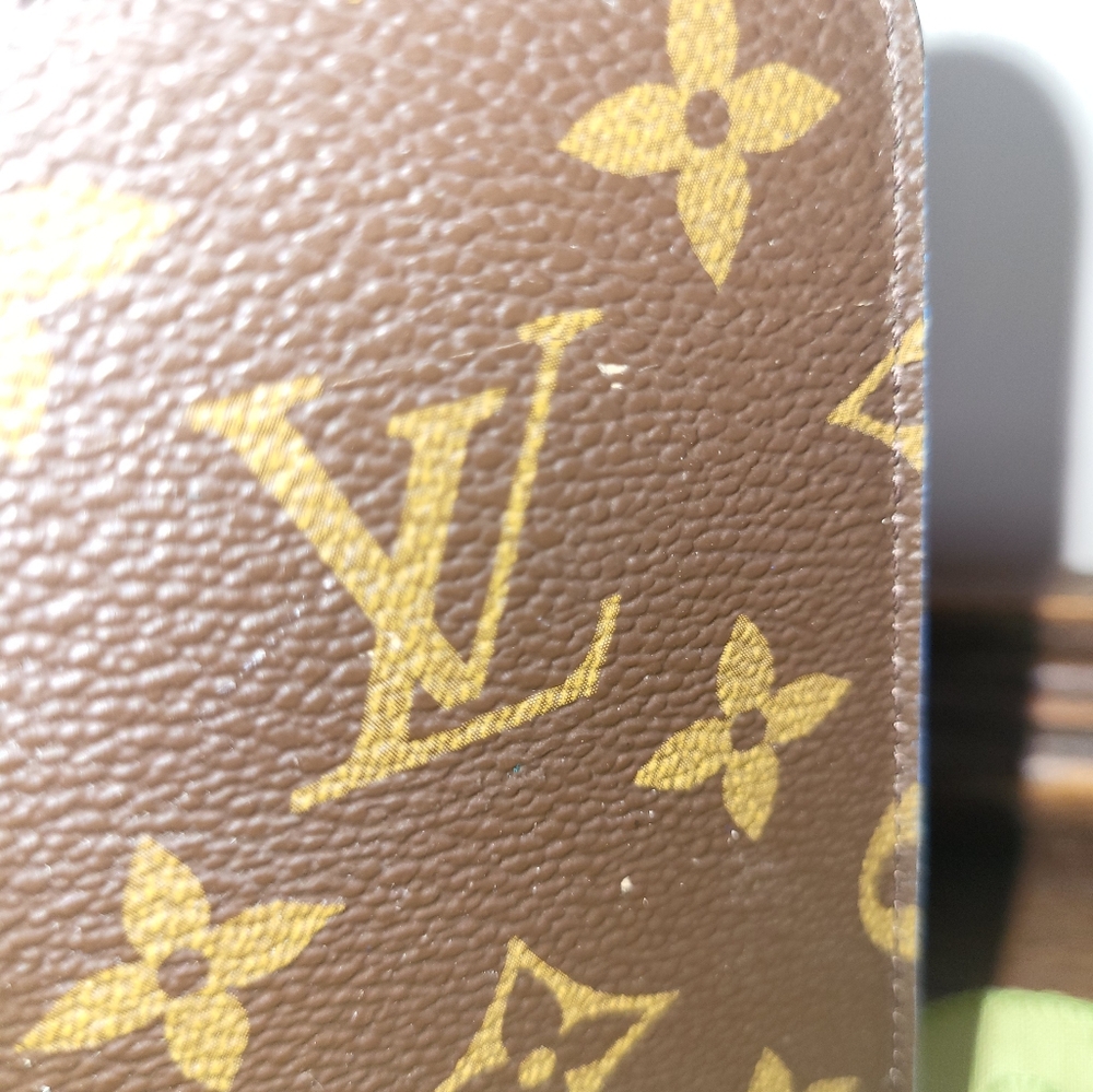 Louis Vuitton Monogram Phone Case - Picture 10 of 11